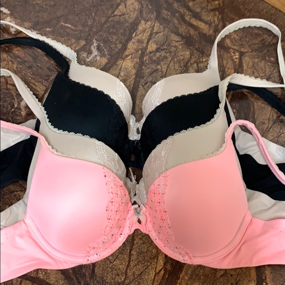 Victoria’s Secret Bra’s